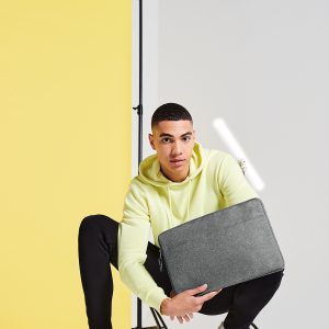 Essential 15" laptop case