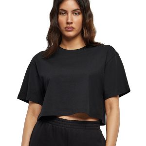 Women?s short oversized tee