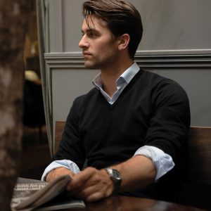 Brighton ? elegant v-neck knit