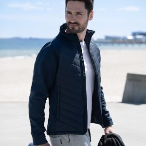 Bloomsdale ? comfortable hybrid jacket