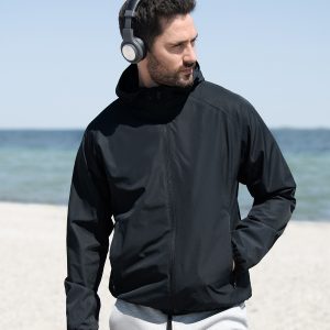 Carmel ? minimalistic hooded windbreaker