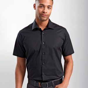 Stretch fit cotton poplin short sleeve shirt