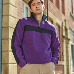 Vintage fleece pullover