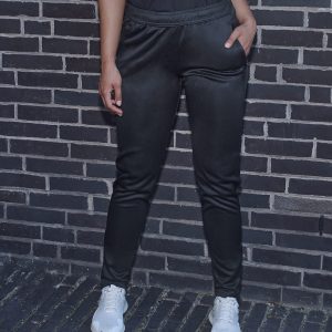 Women's slim leg jogger